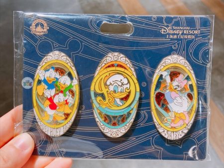 SHDL - Donald, Daisy Duck and Huey, Dewey, and Louie Stainless Glass Pins Set Sale