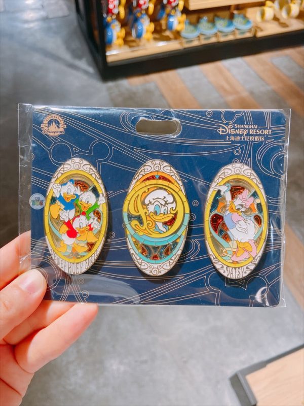 SHDL - Donald, Daisy Duck and Huey, Dewey, and Louie Stainless Glass Pins Set Sale