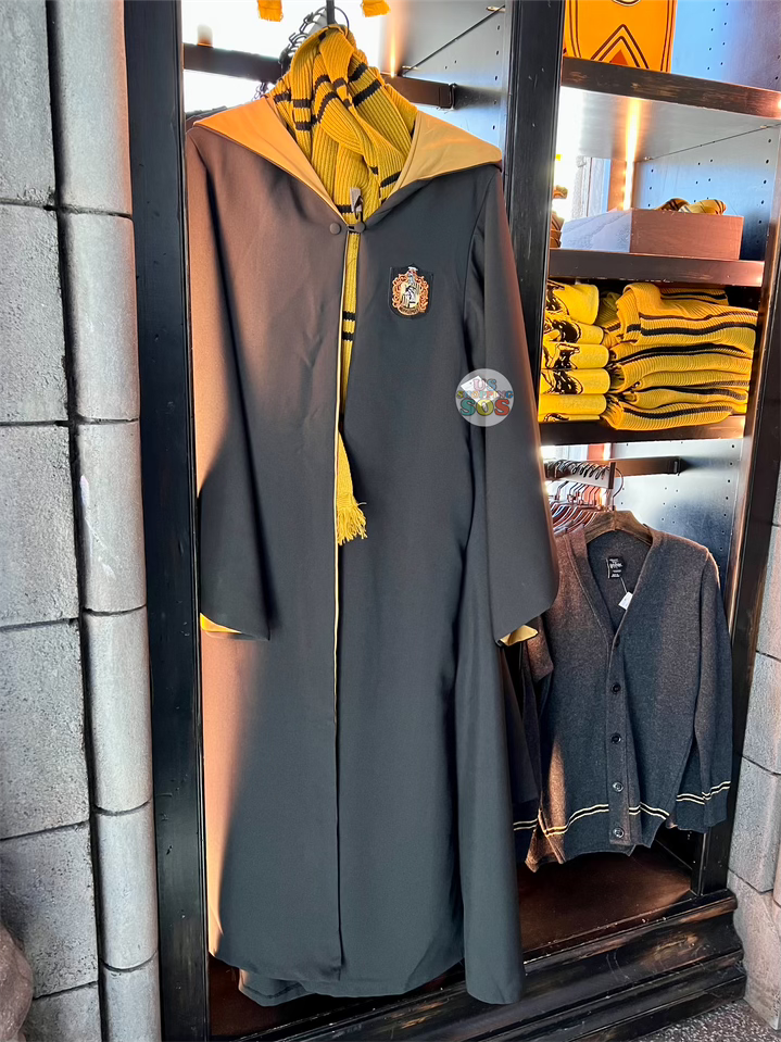 Universal Studios - The Wizarding World of Harry Potter - Hufflepuff Robe (Adult) For Cheap