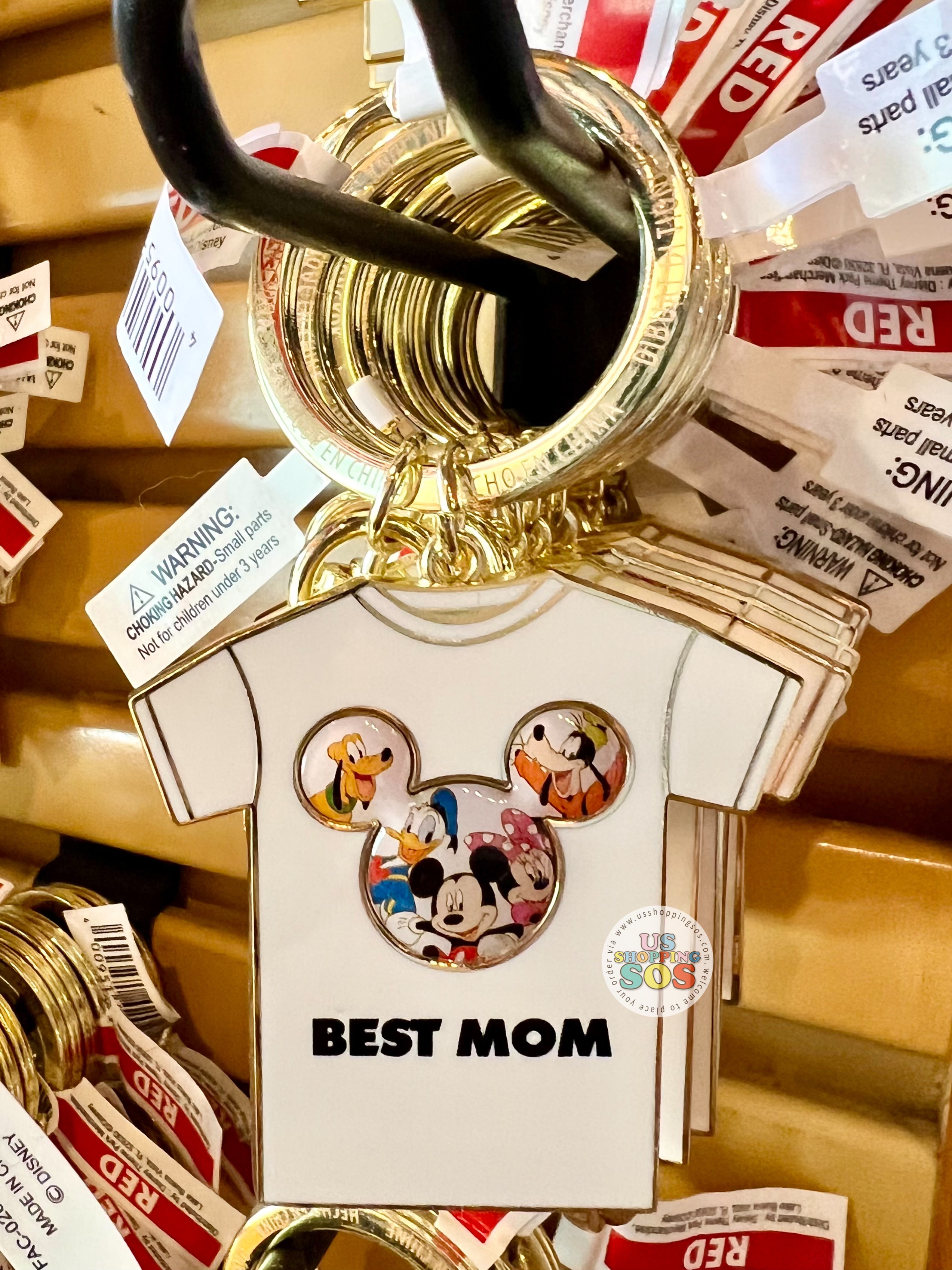 DLR - Mickey & Friends T-shirt Keychain - Best Mom Online