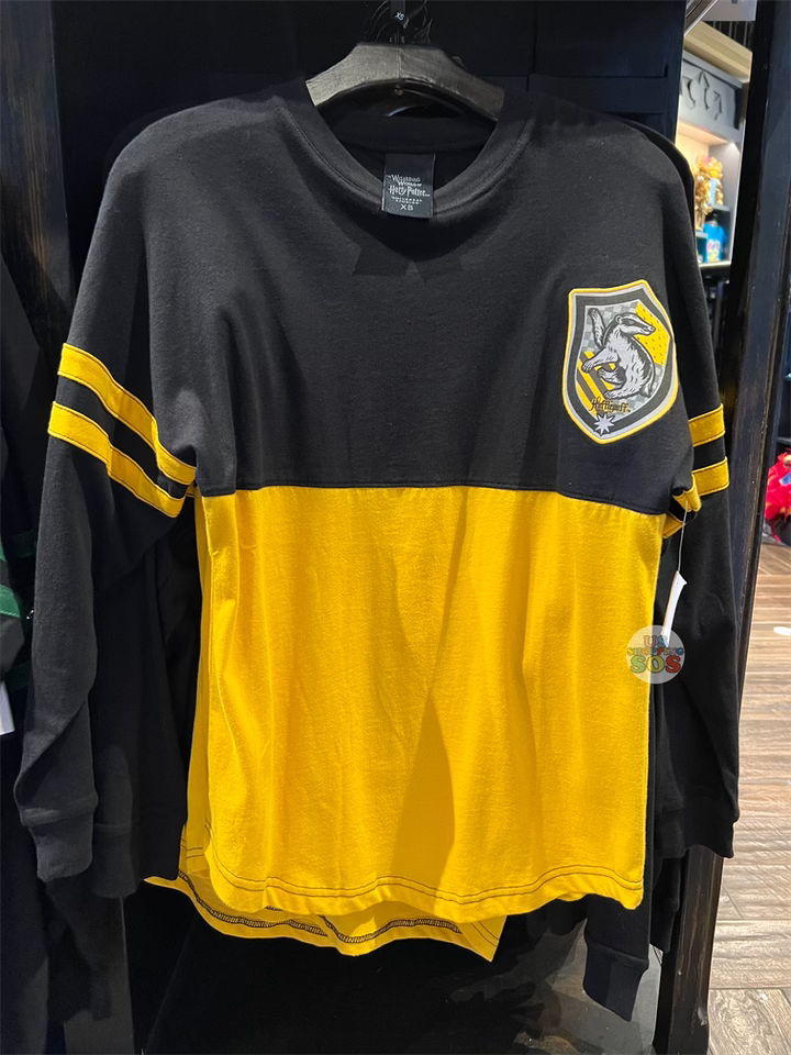 Universal Studios - The Wizarding World of Harry Potter - Hufflepuff Long Sleeve Spirit T-shirt For Sale