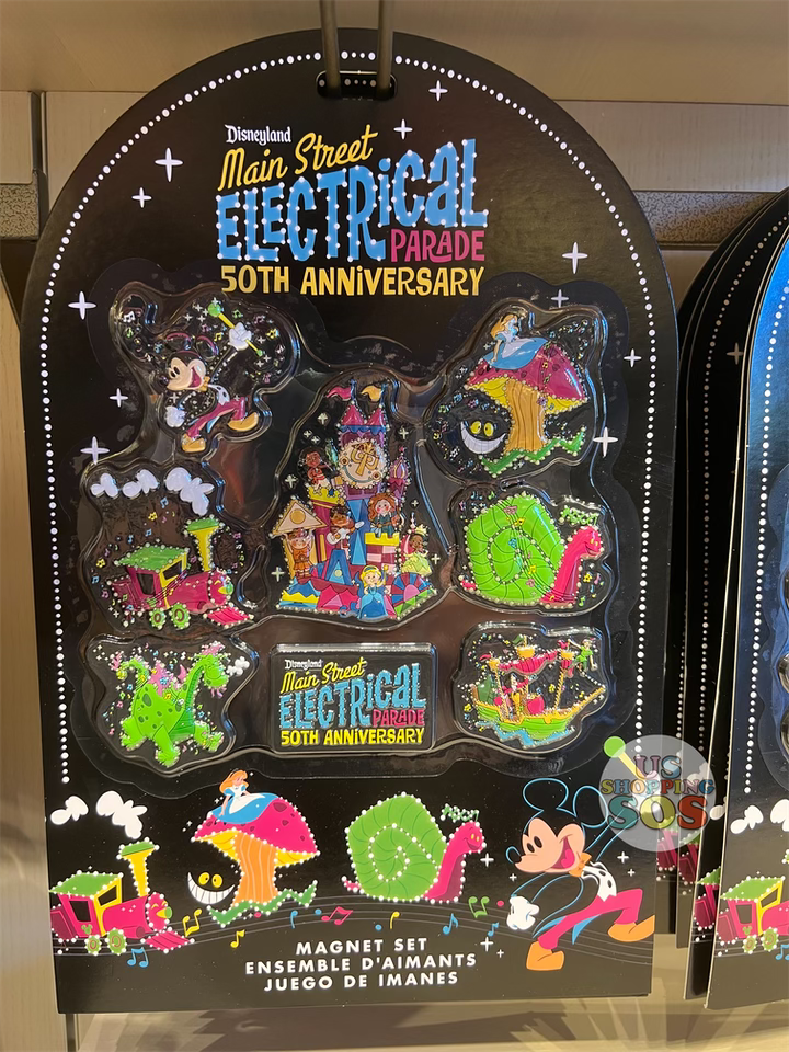 DLR - The Main Street Electrical Parade - Magnet Set Cheap